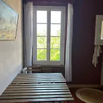 Pour 3 Personnes Pres Apartment