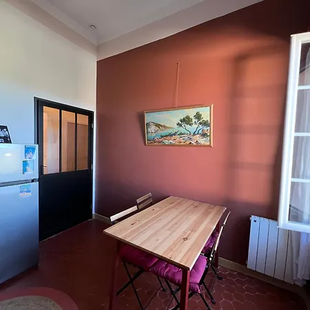 Pour 3 Personnes Pres Hyères