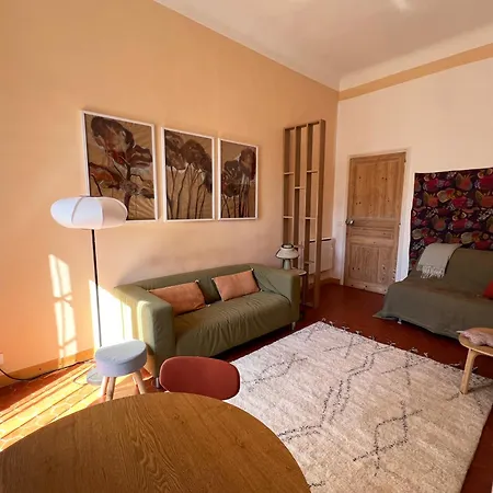 Pour 3 Personnes Pres * Hyères