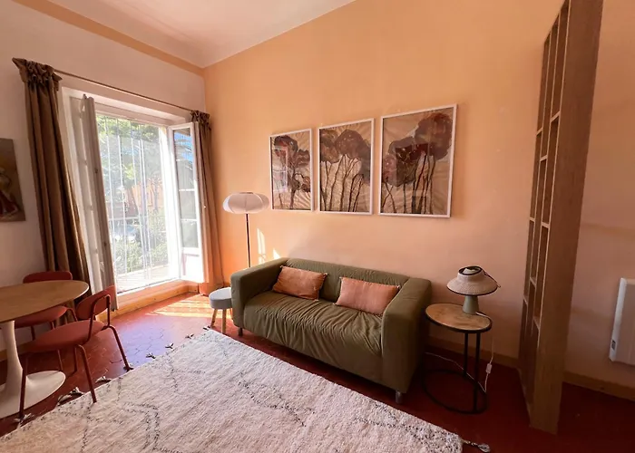 Pour 3 Personnes Pres Daire Hyères